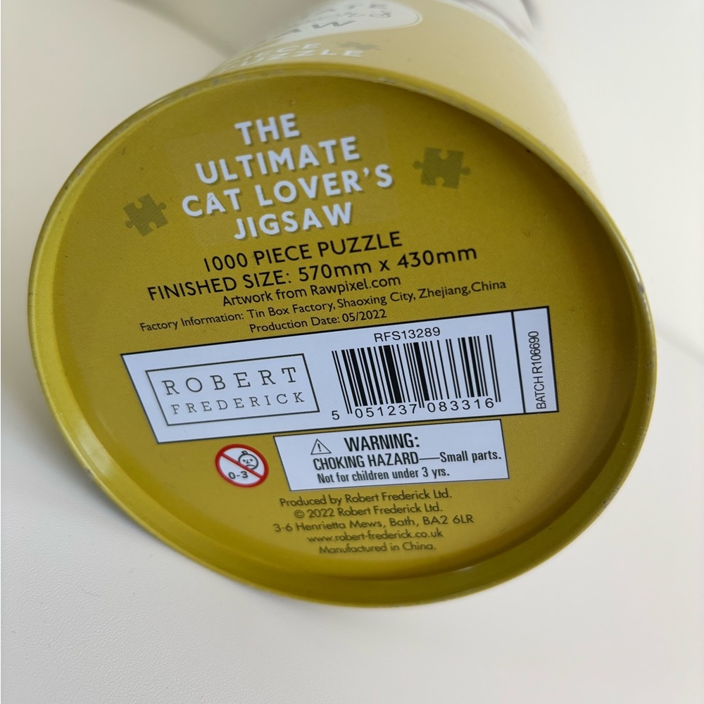 The Ultimate Cat Lover's Jigsaw Puzzle - Yellow - Picture 3 of 3
